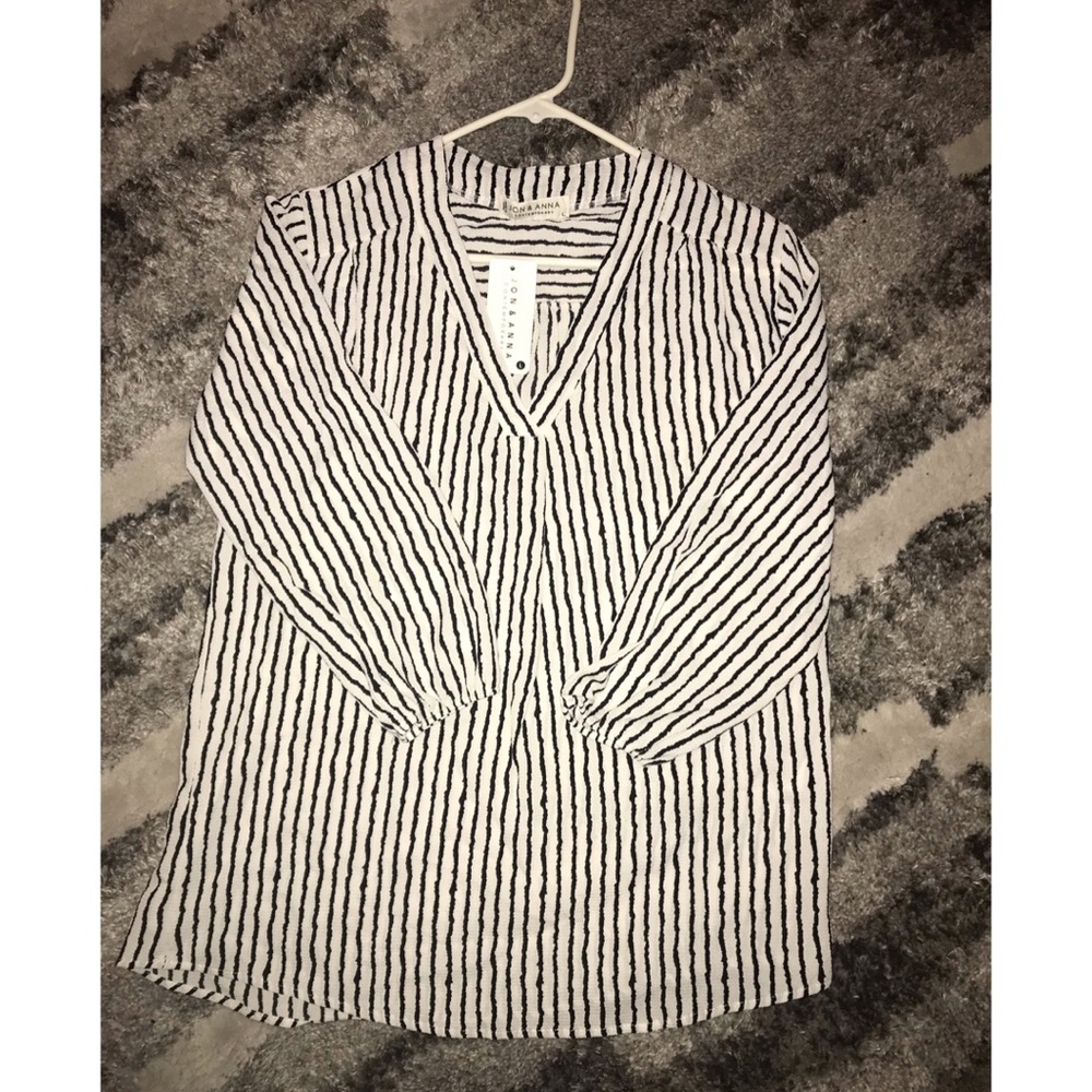 Blouse - Picture 3 of 3